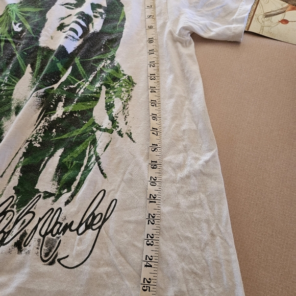 Bob Marley Zion Tag T-shirt - Picture 4 of 5